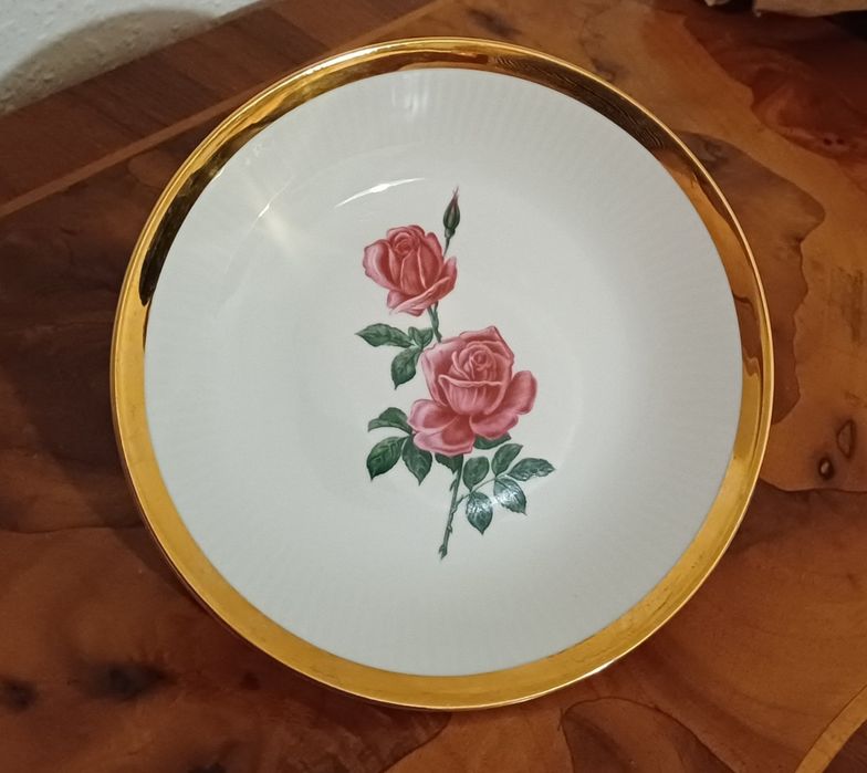 Тарелки винтажные Германия,старинные блюда.