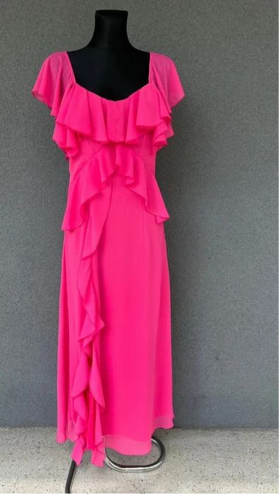 Sukienka maxi długa z falbankami Hiszpanka fuksja róż