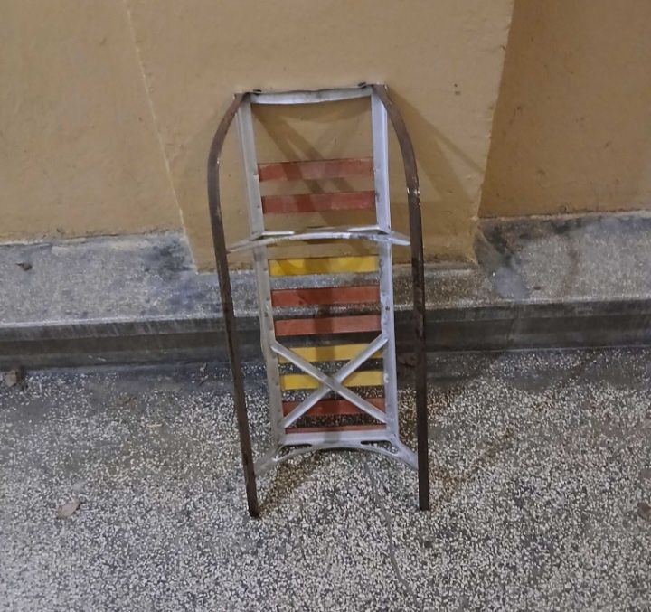 Санки     продам