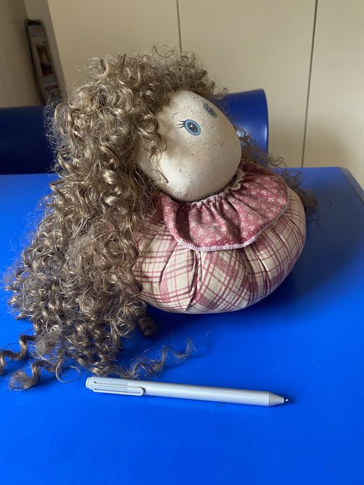 Boneca para crianças ou adolescentes