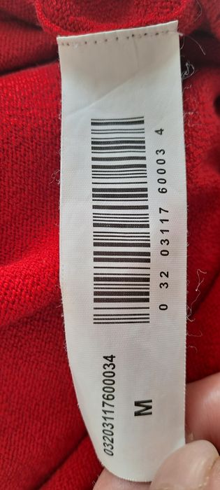 Camisola gola alta, com decote em malha vermelha tam M com