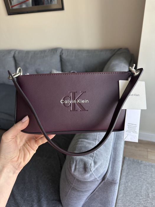 Сумка Calvin Klein новая с бирками!