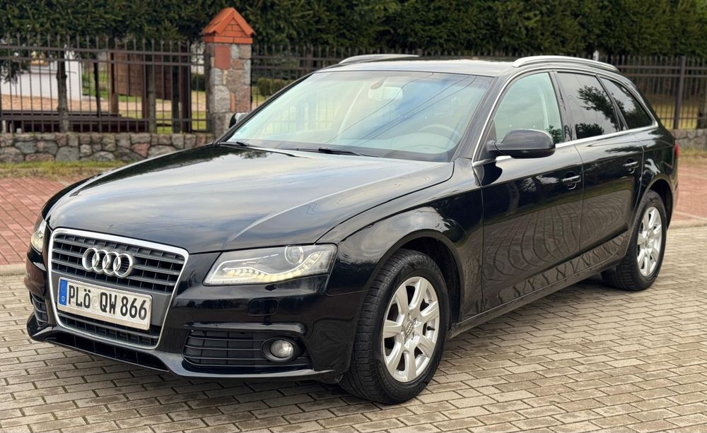 Audi A4B8 2.0 Tdi # 143 KM # Manual # Combi # Nawi # Led #