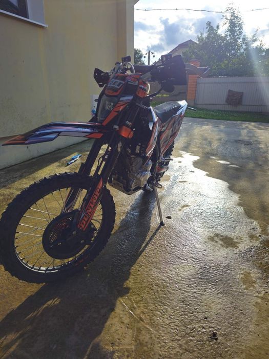 Продам кові аванс 300