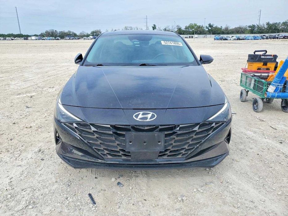 Hyundai Elantra Limited 2023