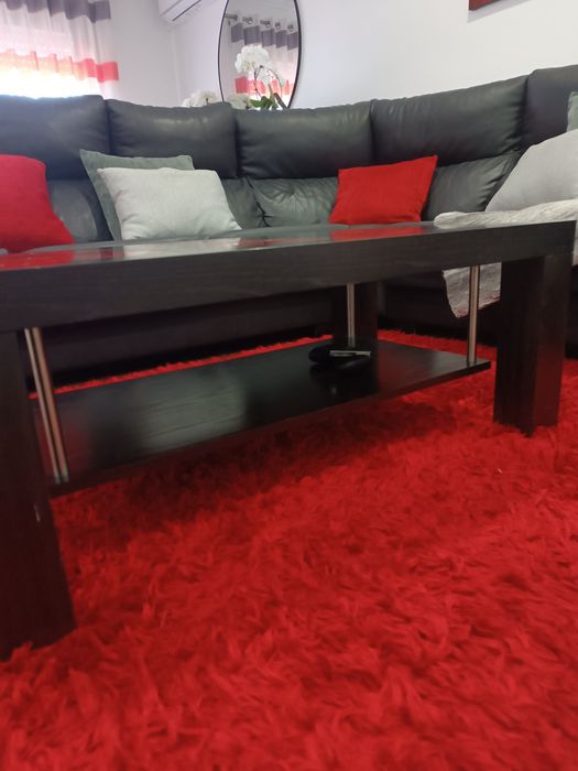Mesa centro Wengue com vermelho