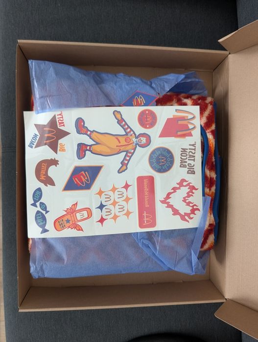 Kamizelka McDonald's Merch Ikony Lat 2000 + Tatuaże