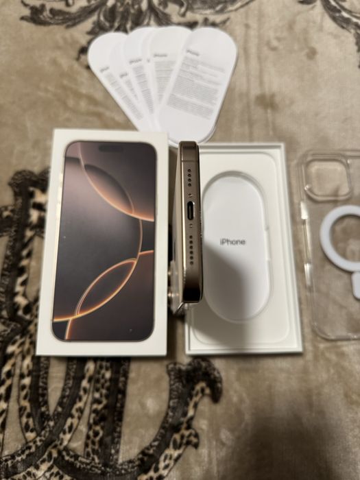 IPhone 16 Pro Max Desert Titanium