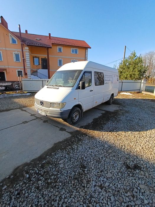 Мікроавтобус Бус