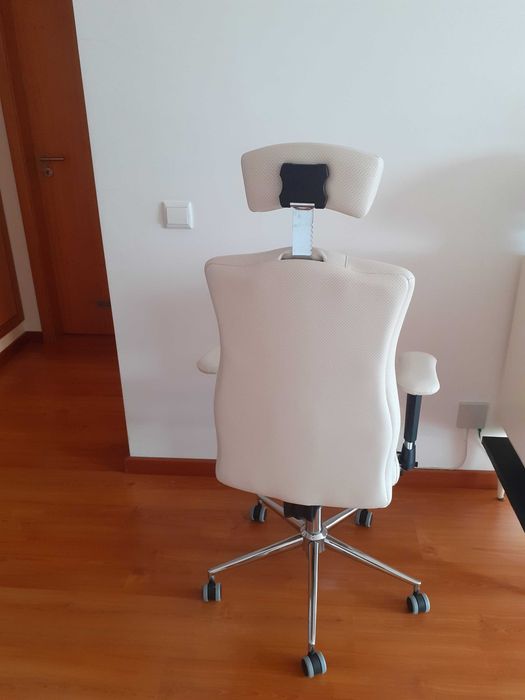 Cadeira Operativa Ergonómica - Branco