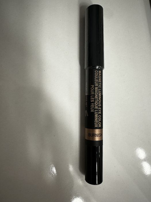 Nudestix w odcieniu Burnish cień do powiek/kredka