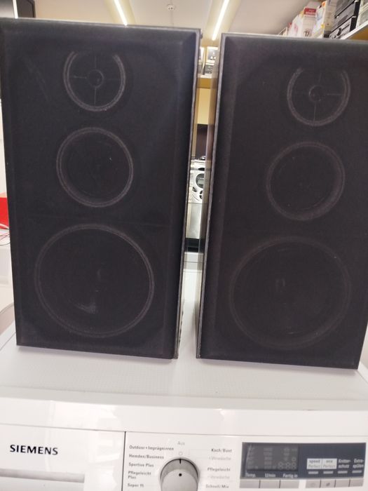 Акустичні системи Universum