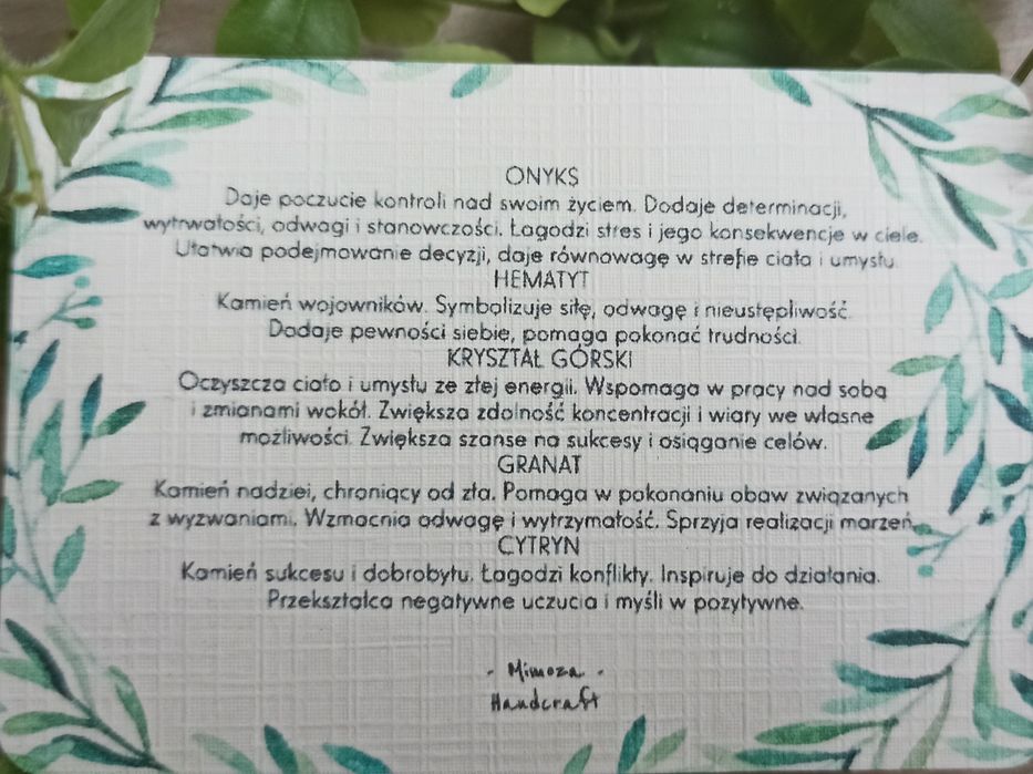 Bransoletka na szczęście, kamienie amulet