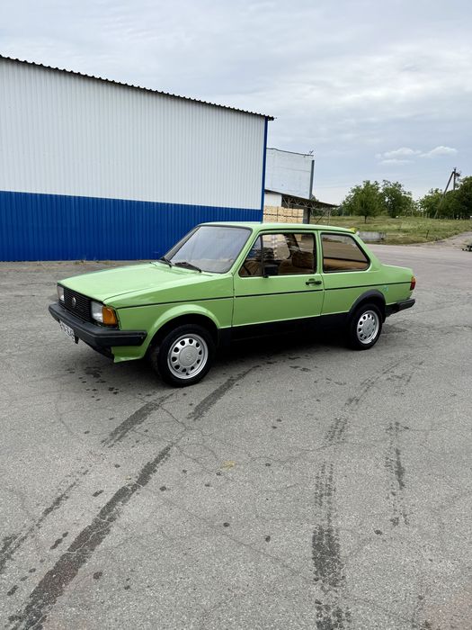 Volkswagen Jetta 1