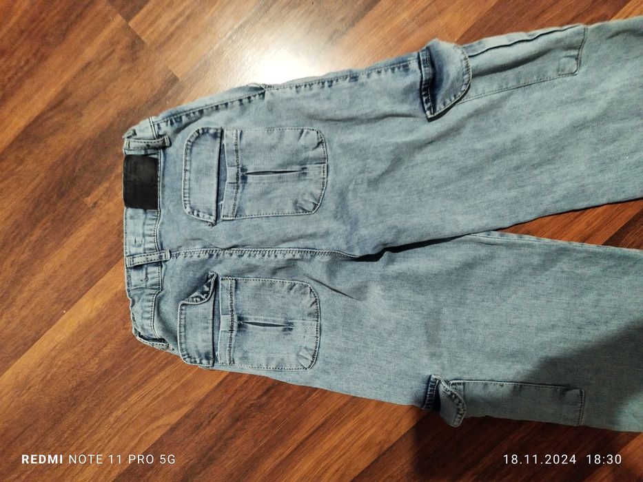 Продам штани на дівчинку