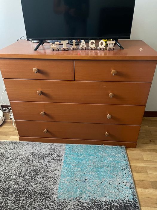 Mobília de solteiro