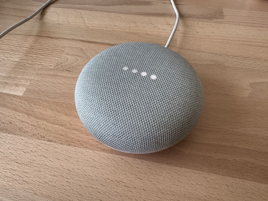 Google Home Mini