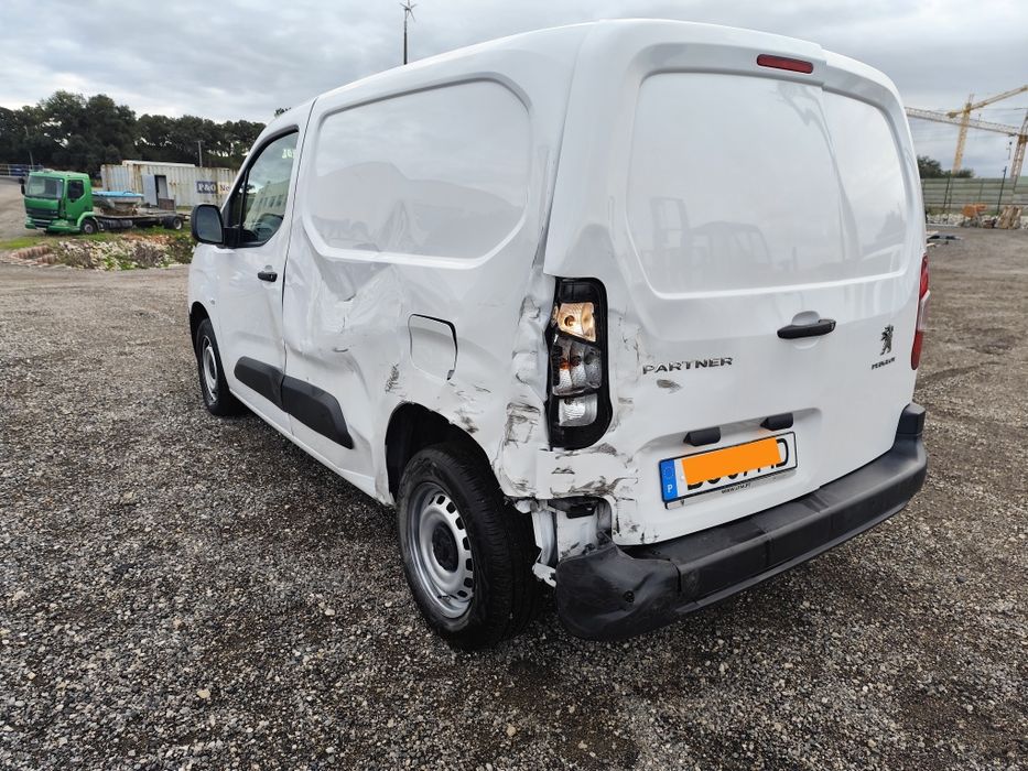 Peugeot partner 1.5 HDI 2023