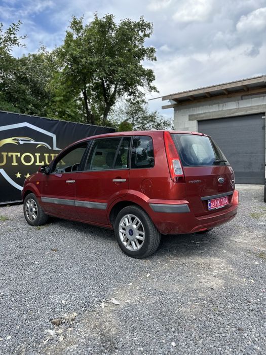 Ford fusion  elegaNce