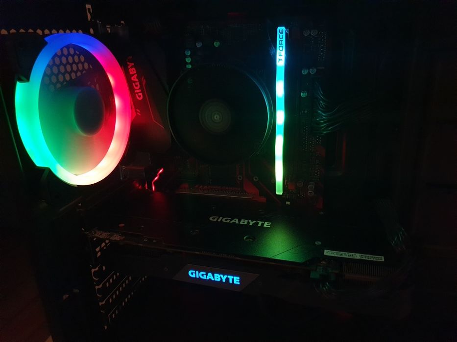 PC Gaming // Ryzen // RTX 2060 OC