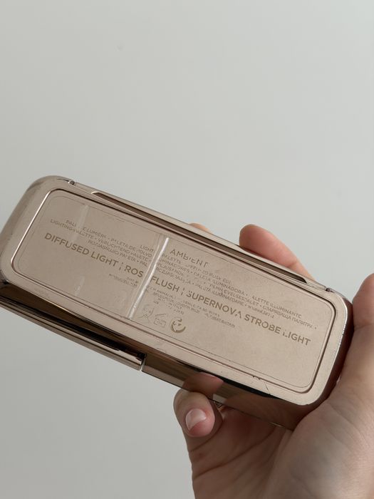 HOURGLASS Палетка Ambient Lighting Powders Diffused Rose Edit