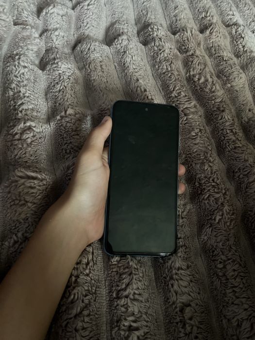 Телефон Redmi 10
