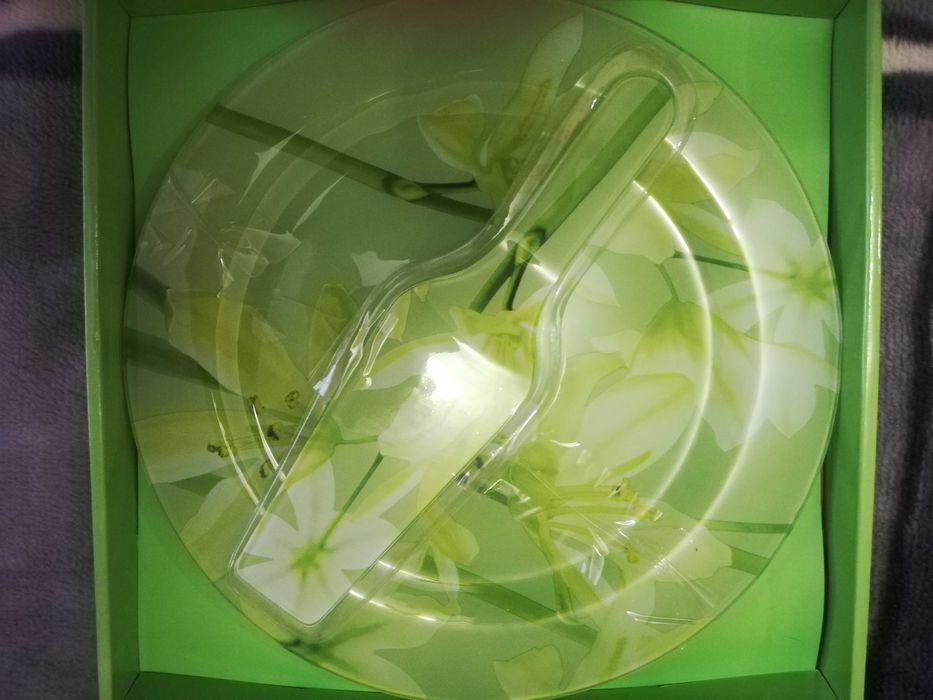 Блюдо для торта с лопаткой