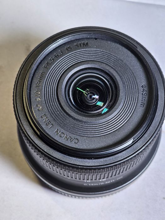 Canon rf-s 10-18 is stm
