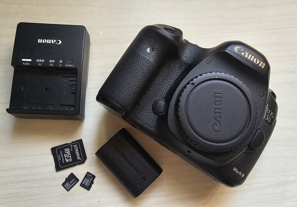 canon 5d mark iii - купить цифровые фотоаппараты - Цена на OLX.ua