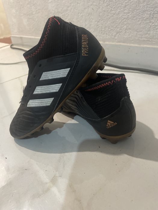 Продам бутси для футболу