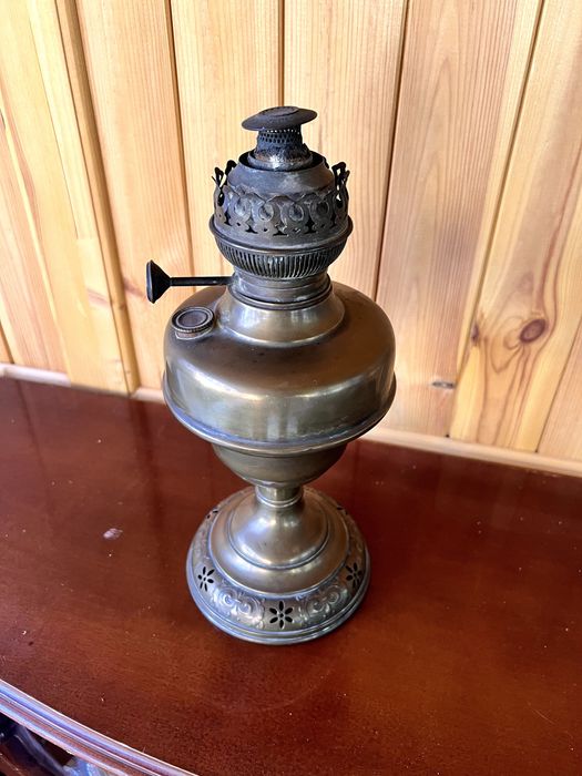 Mosiężna lampa naftowa stołowa – ok. 1900 r., oryginał, antyk