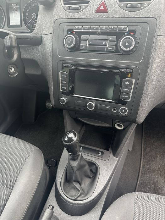 Volkswagen caddy 1.6 дизель 2014 рик