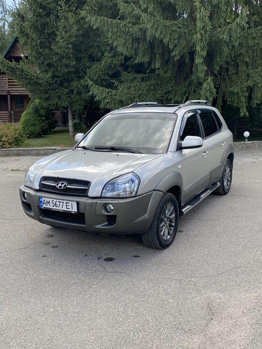 Продам туксон дизель 4х4