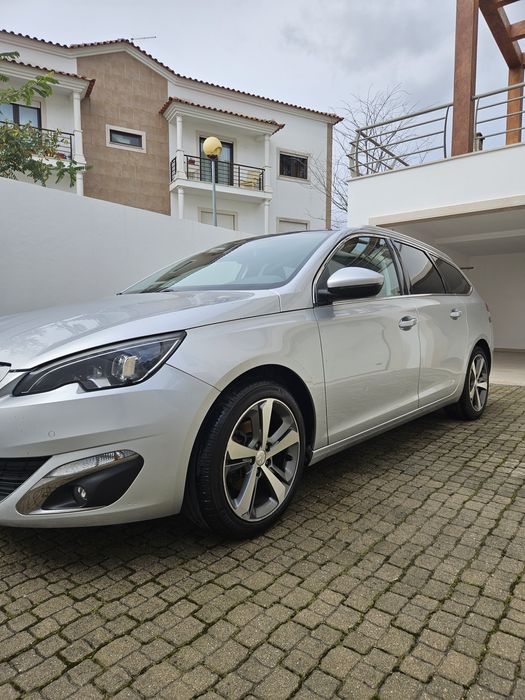 Peugeot 308 SW - 2015