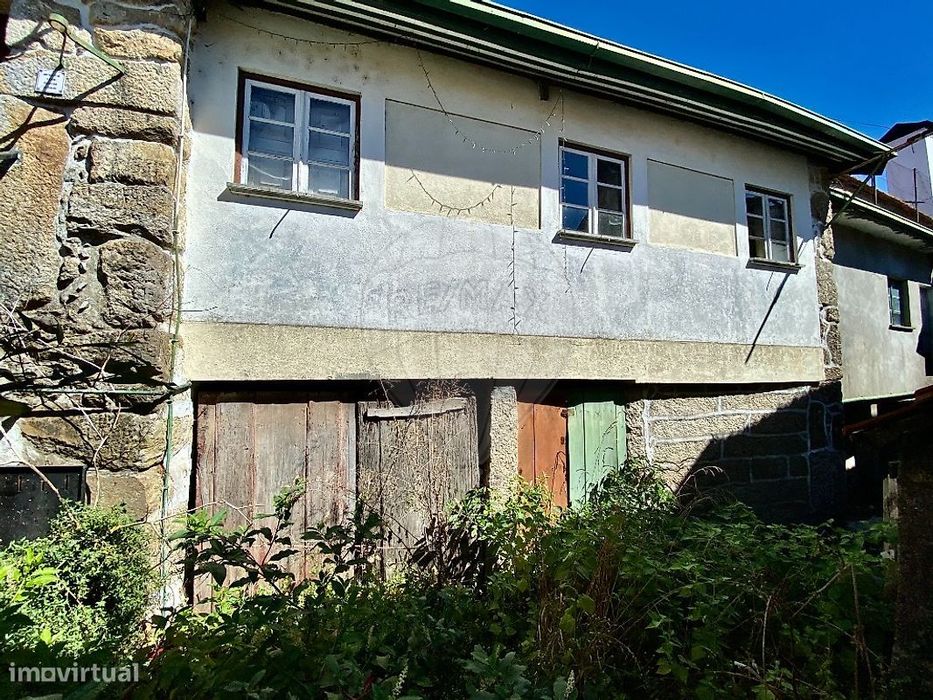 Moradia T0 para venda