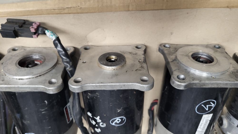 Silnik oraz  części zamienne do Skutera inwalidzkiego Shoprider