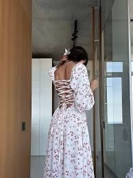 Жіноча сукня довга