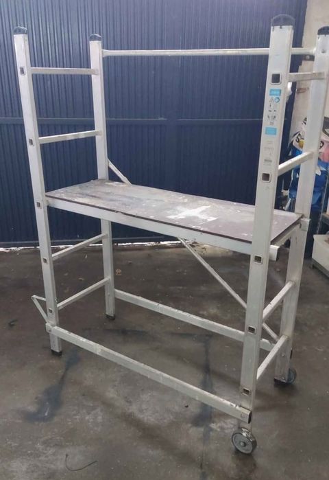 Aluminum Scaffolding 3 m with Wheels64750487355139121