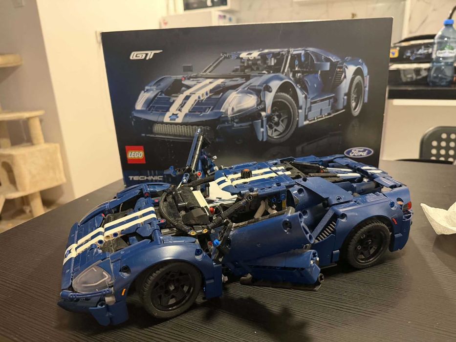Lego Technic FORD GT 42154