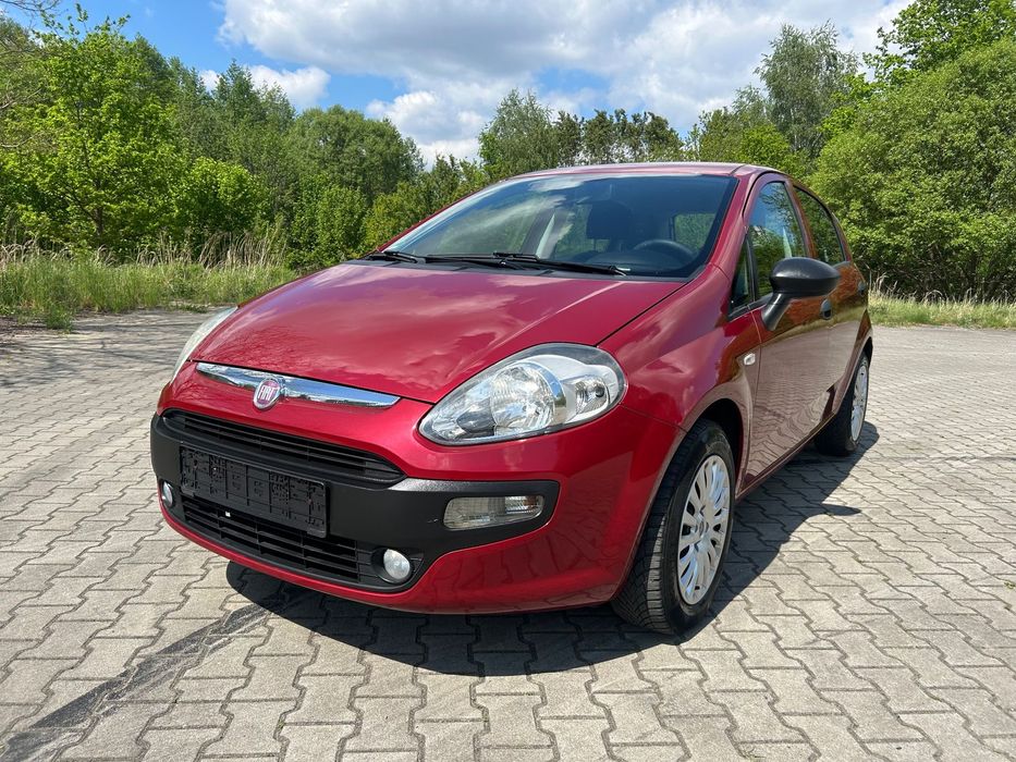 Fiat Punto Evo Fiat Punto Evo | 1.4 Benzyna | 2010 r. | 187 tys. km | Klimatyzacja |