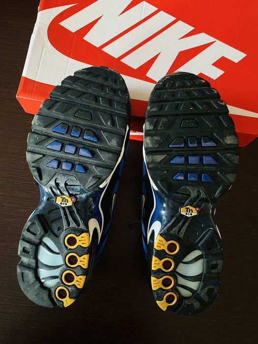 Nike TN Air Max Plus  - Tamanho 40 (7Y)