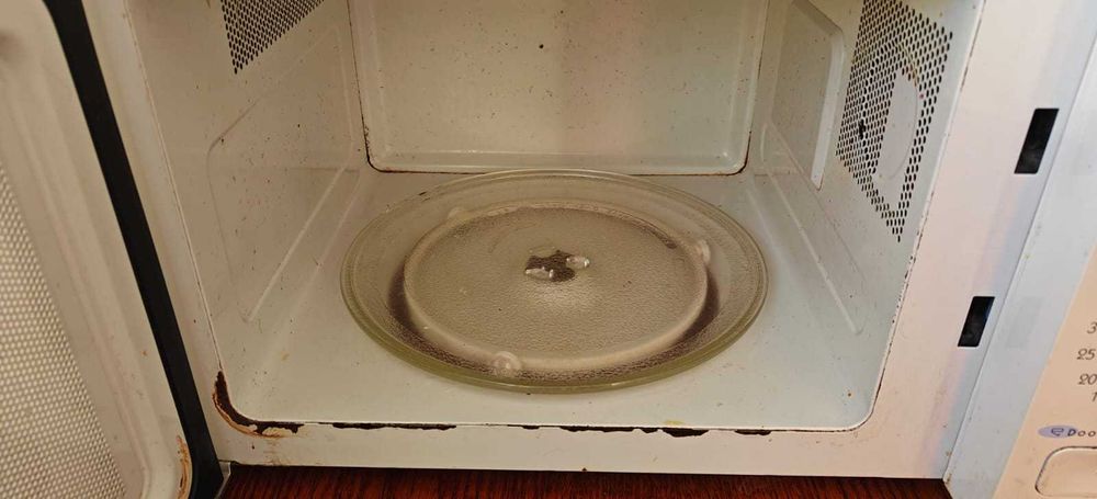 Микроволновая печь