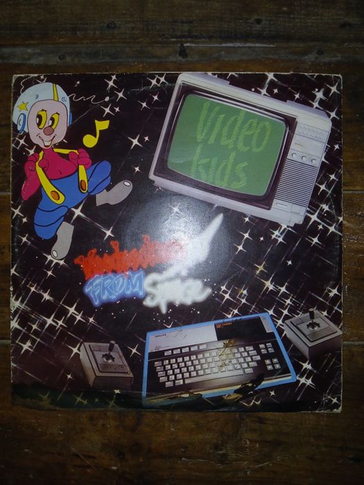 LP Video Kids - Woodpeckers From Space