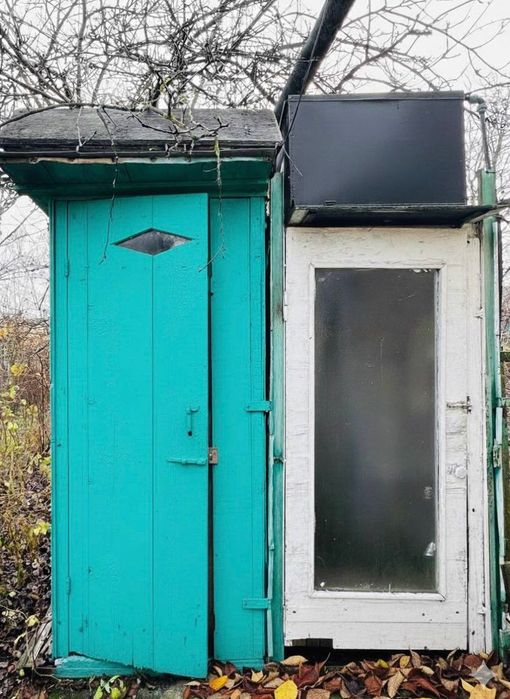 Продам вінтажний будиночок 77кв.м+17 соток з виходом до озера.