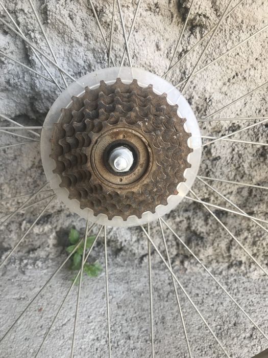 Aros mais pneus de bicicleta.