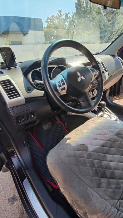 Продаю Mitsubishi outlender xl
