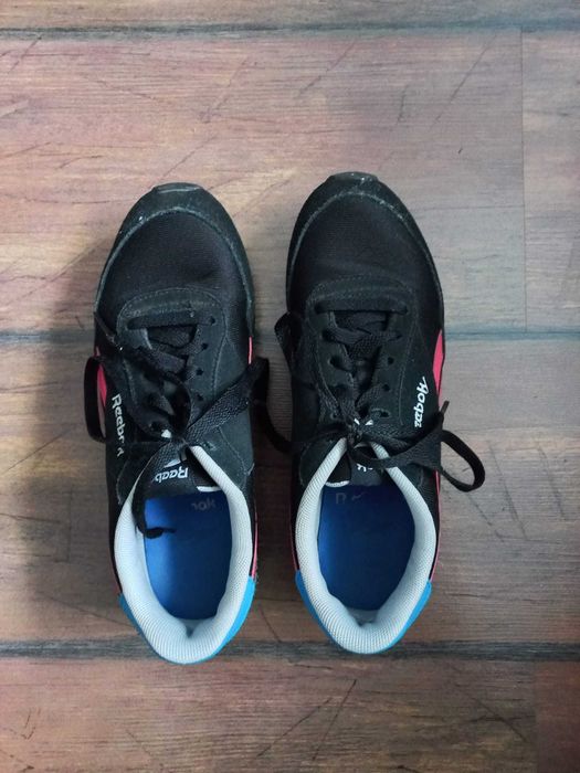 Buty sportowe  damskie reeboki rozm. 37