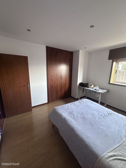 Apartamento T2 em Paredes