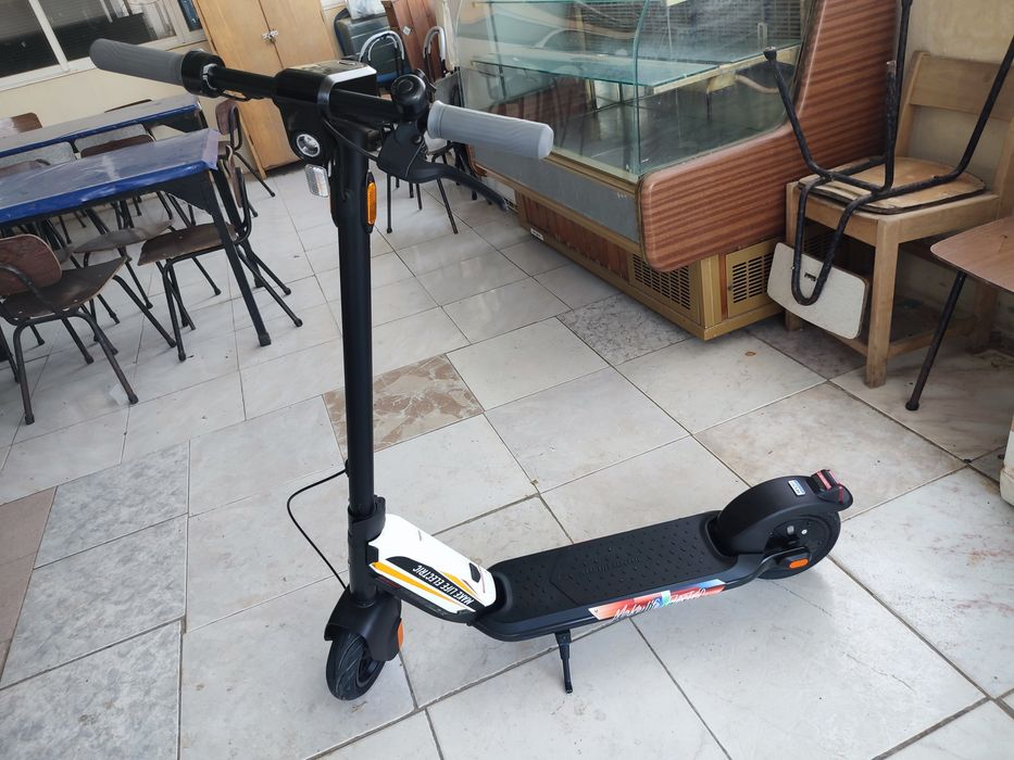 Vendo minha trotinet está como nova