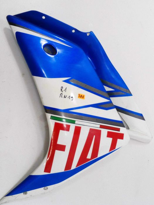 Yamaha R-1 , R1 rn19 owiewka lewa bok osłona owiewki